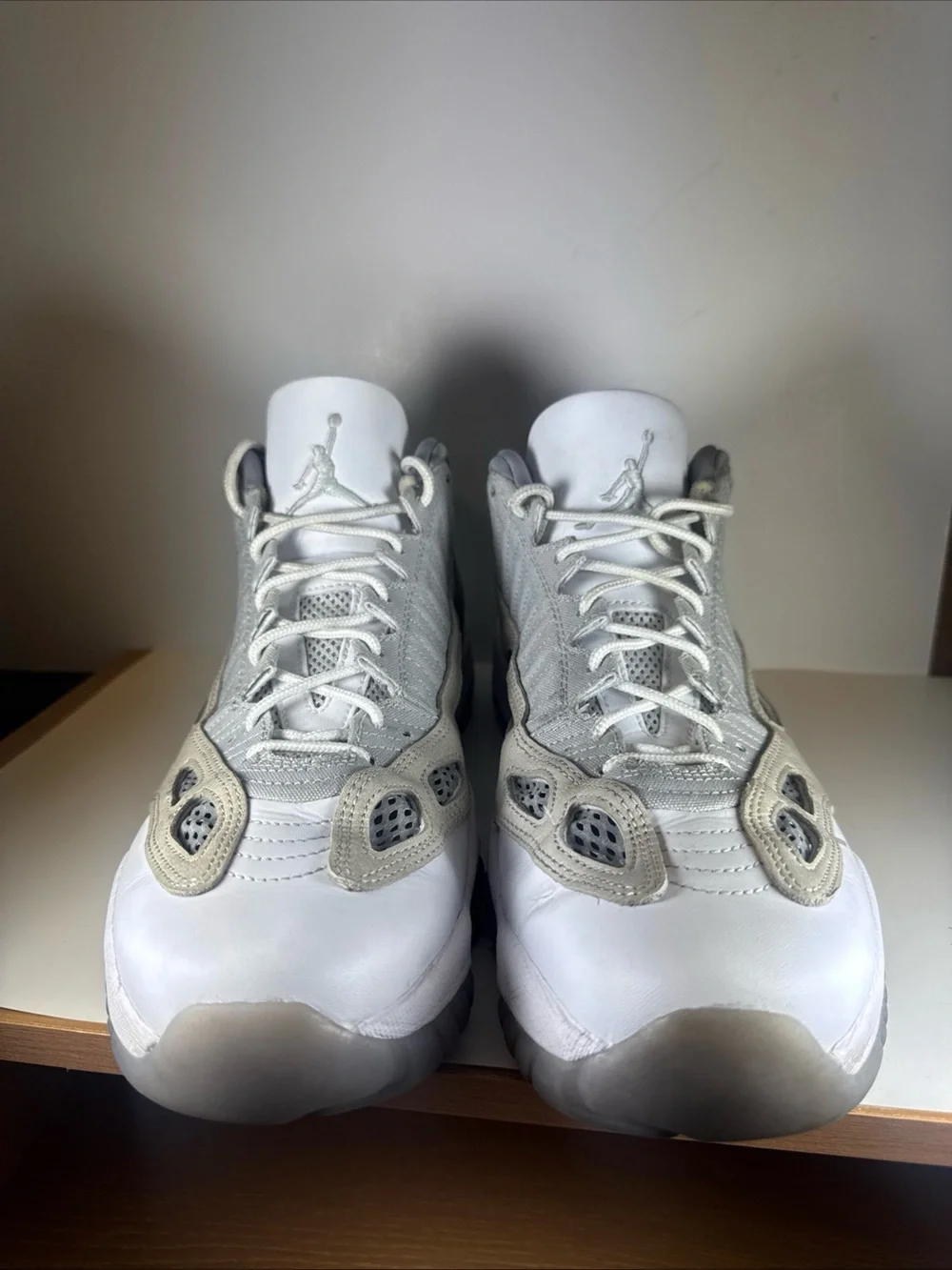 Men's Size 14 Air Jordan 11 Retro Low LE Grey Athletic Sneakers - Picture 3 of 12